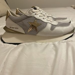 Vintage Havana Platform Sneaker